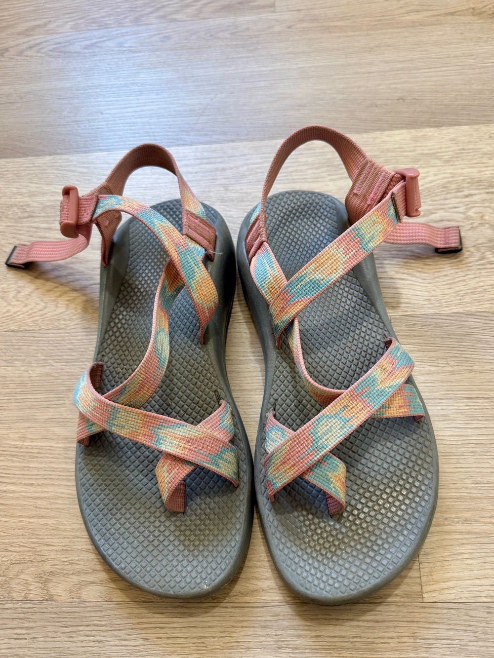 Chaco Women’s Multicolor Coral & Aqua Strap Sandals
